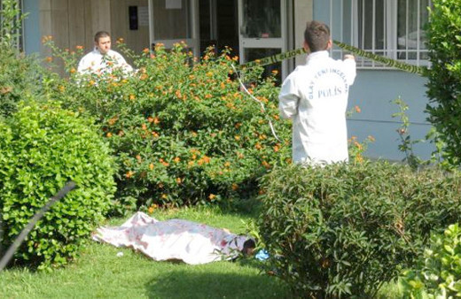 Kadıköy'de şüpheli ölüm! Kız arkadaşı oradaydı