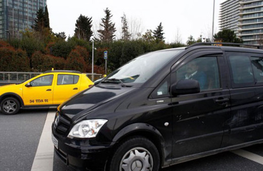 UBER'e karşı taksici saldırıları hala tüm hızıyla devam ediyor!