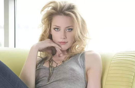 Amber Heard'dan Johnny Depp'e yumruk!