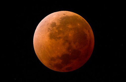 Kanlı ay tutulması kıyamet alameti mi?