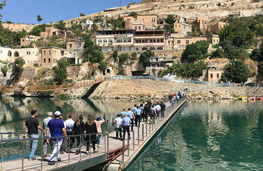 Güneydoğu'nun Bodrum'u ziyaretçi akınına uğruyor!