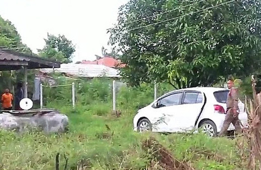 Dışarı çıktı eve geldiğinde arkadaşı ve karısını yakaladı ve...