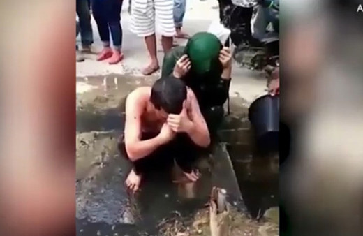 Yok artık! Zina yapan çifte mide bulandıran ceza...