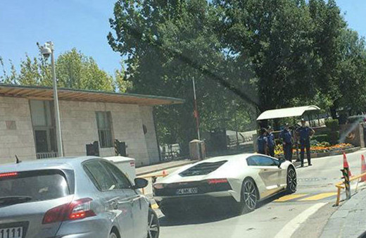 Mecliste asfalt ağladı! 'Kenan geliyor' dedirtti! 