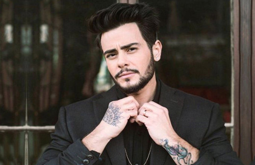 Rüzgar Erkoçlar'dan olay Eylül mesajı : 'Oralarından asacaksın...'