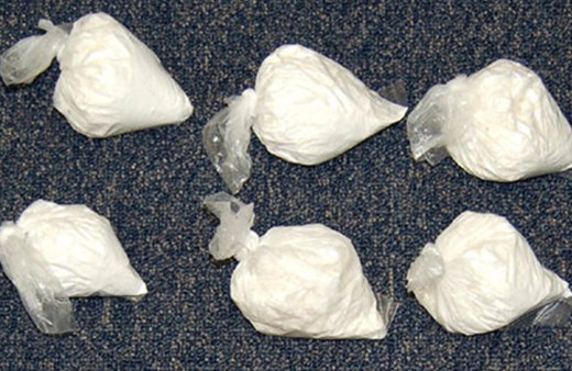 Komşu ihbarı uyuşturucu tacirini yakalattı