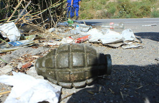 TIR parkında patlamamış el bombası bulundu!