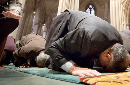 Cuma günü dualar hangi vakitte kabul olur- gizli saat kaç?