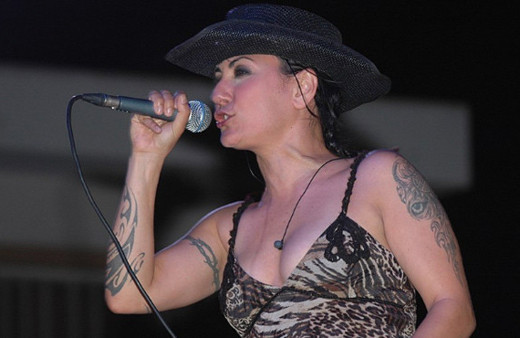 Müziği bıraktı şehirden koptu! İşte Özlem Tekin'in köy hayatı