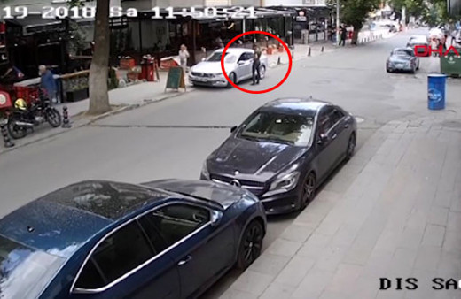 Ergenekon sanığı Orgeneral Tolon'un dolandırılma anı kamerada! 