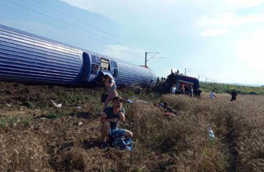 Tren kazasıyla ilgili Başbakanlık'tan açıklama! Aşırı yağışlar...