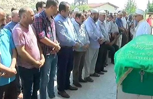 8 gün sonra cesedi bulunmuştu! Minik Ufuk son yolculuğuna uğurlandı