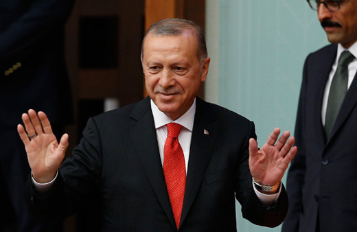 Yeni bakanlar kimler? İnternette dolaşan 2 bomba kabine listesi