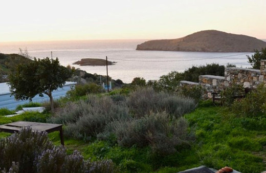 Deniz manzarası eşliğinde Yunan Adası'nda rüya gibi iş ilanı