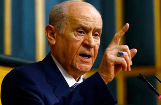 Bahçeli: Papaz bahanesiyle terör estiriliyor