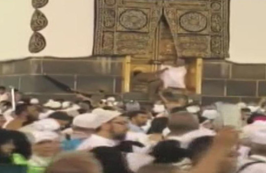 Kabe'de inanılmaz anlar!