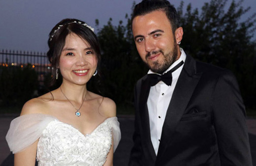 Aşkın sağı solu belli olmaz Tayvan'dan Diyarbakır'a gelin gitti