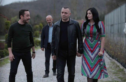 Eşkiya Dünyaya Hükümdar Olmaz dizisi ayrılık haberleriyle çalkalanıyor!