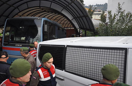 FETÖ'nün 'Aydın Kasası' hücre evinde yakalandı!