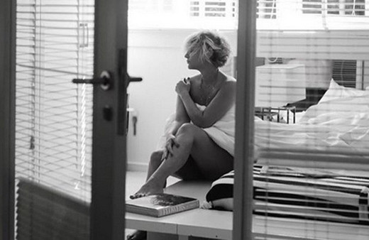 Ayşe Arman'dan eşi için müstehcen paylaşım! Gece kocam gelince onu...