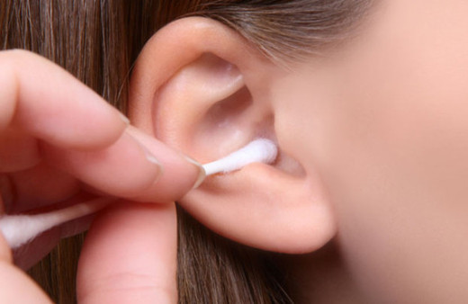 Kulak çubuğu ile kulak temizlemek doğru mu?