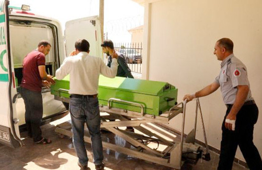 Suriyelilerin 'yol verme' kavgası: 1 ölü, 1 yaralı