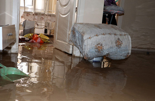 Oltu'da sel felaketi sonrası başkan Ziyrek4ten açıklama