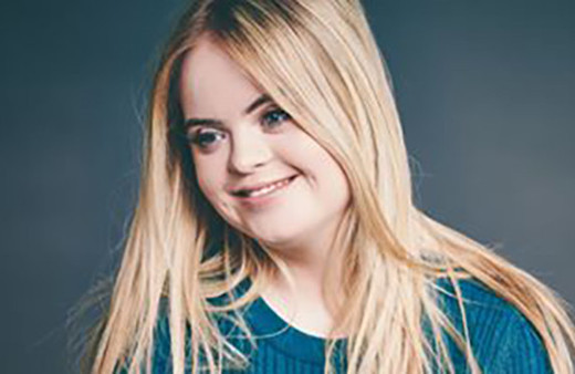 Down sendromlu model  güzellik yarışmasını kazandı