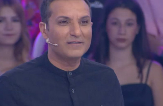 Rafet El Roman makyajı abarttı dalga konusu oldu