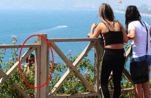 Kız arkadaşlarına kızdı ortalığı savaş alanına çevirdi