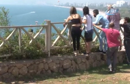 Kız arkadaşlarına kızdı ortalığı savaş alanına çevirdi