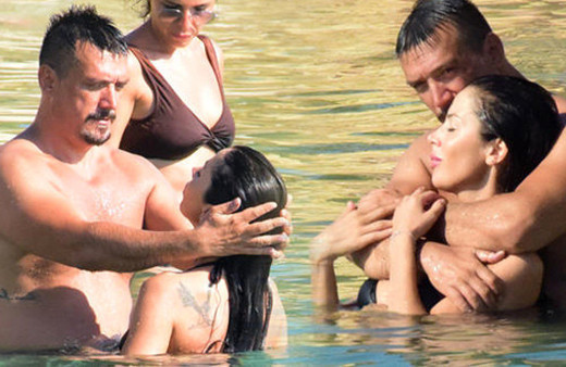 Şenol İpek yıllar sonra ortaya çıktı yeni sevgilisiyle aşka geldi!