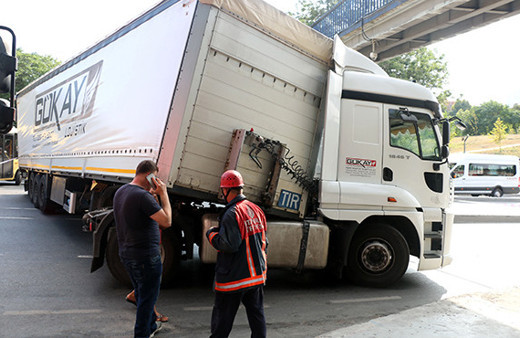 İstanbul'da trafiği kilitledi: 'Buranın yabancısıyım' dedi!