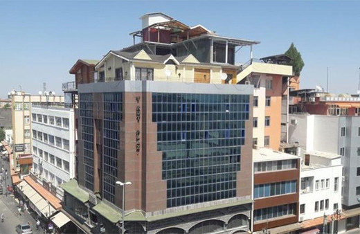 Görenlerin inanamadığı villayla ilgili karar verildi!