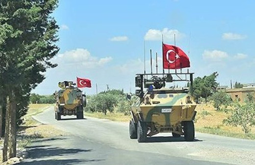 Türk askeri Münbiç'de devriyeyi tamamladı