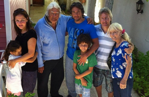 Cüneyt Arkın'ın eşi Betül kimdir ilk evliliği ve çocukları  