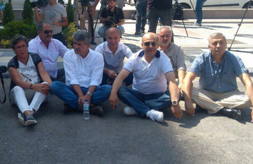 CHP'de kaç imza toplandı? Açlık grevi başladı ama 2 şey serbest