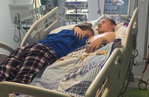 Genç kızın acı günü!  Sevgilisi kollarında can verdi