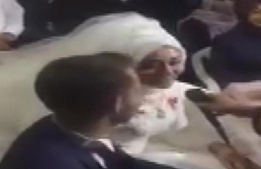Gelinin kelime oyunu nikah memurunu masadan kaldırdı