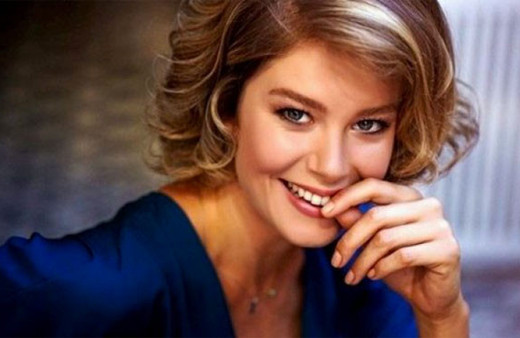 Burcu Biricik'i makyajsız görenler tanıyamadı