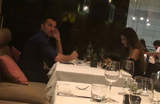 İlker İnanoğlu, playboy güzeliyle objektiflere yakalandı!