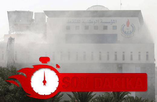 Teröristler bastı! Binanın içinden patlama sesleri geliyor...