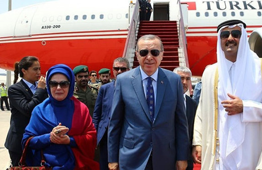 Katar Emiri'nden Erdoğan'a büyük jest!