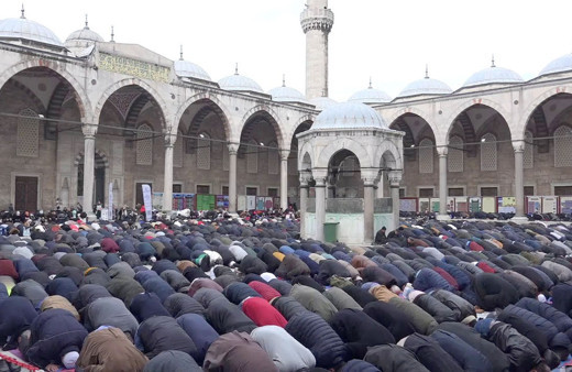 Cuma namazı nasıl kılınır? Kaç rekattır?