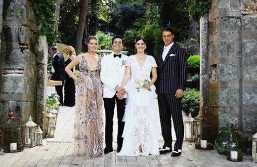 Derya Şensoy sevgilisi Sarp Levendoğlu ile kural bozdu