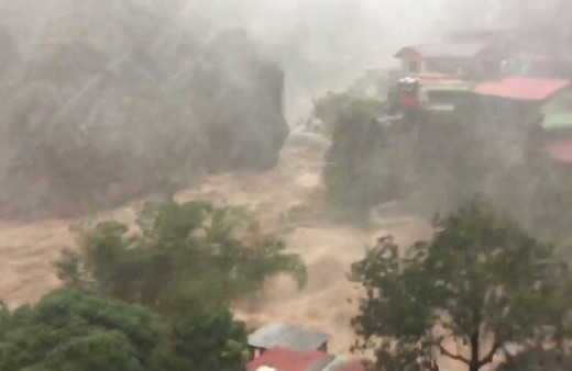 Acı haber geldi! En az 40 kişi toprak altında kaldı...