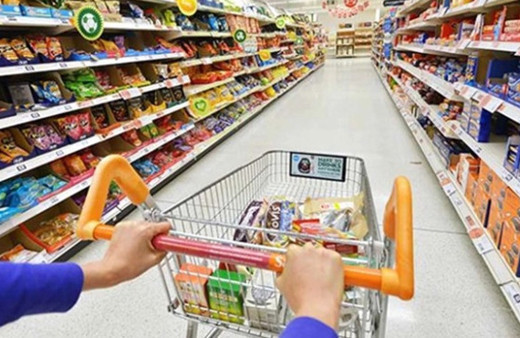 Alman perakende devinden flaş karar