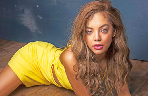 Buse Narcı'dan çıldırtan paylaşım: Sıkıyorsa o pozu sokakta çek