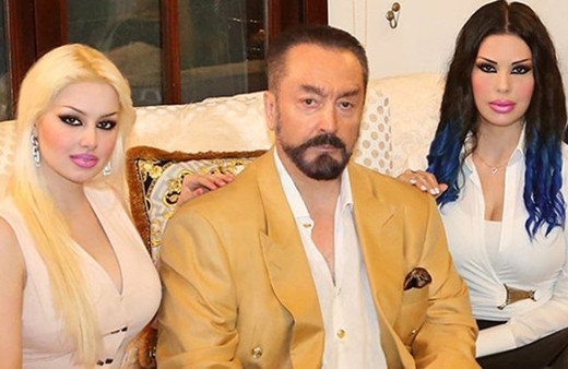 Kendisine aşkla bakmayanın saçlarını yolardı