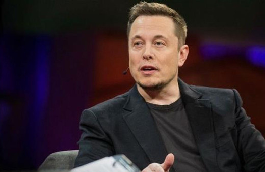 Elon Musk'ın uzaya göndereceği ilk turistin kimliği açıklandı